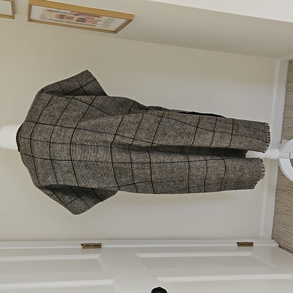 Stefanel Sweater Wrap - Picture 4 of 6